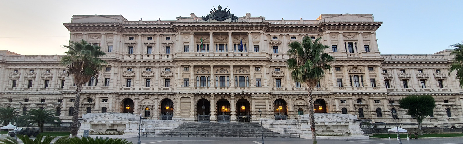 Il Diritto vivente tra Legge e Giurisprudenza