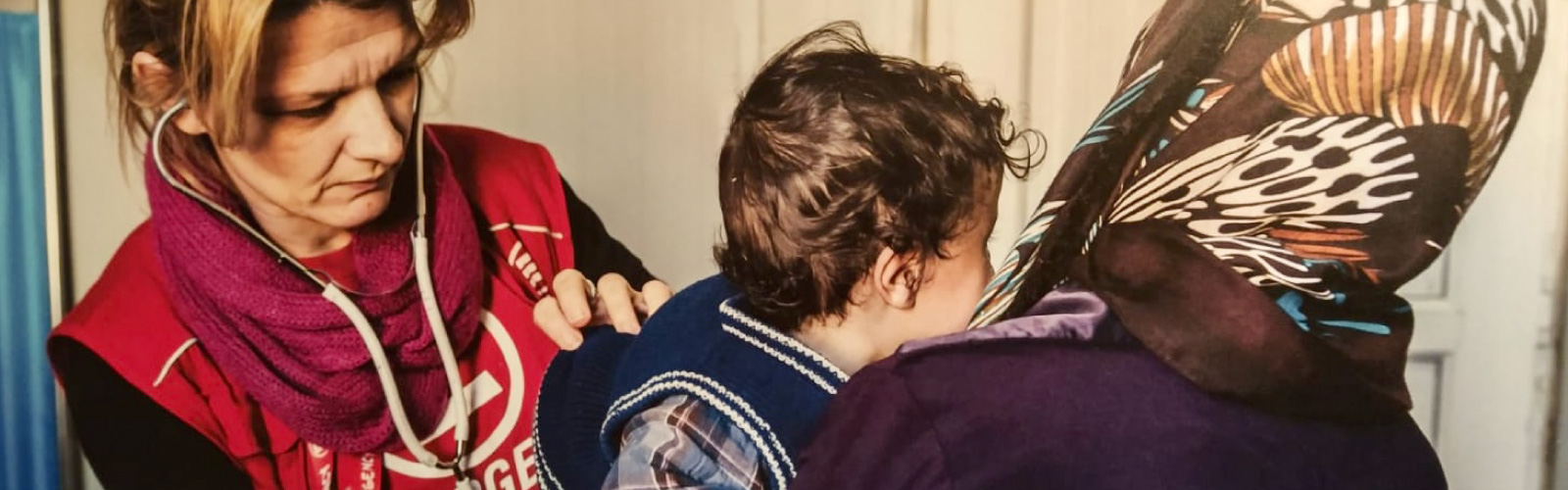 CURA, PACE, DIRITTI – I PROGETTI UMANITARI DI EMERGENCY 
Mostra fotografica in Biblioteca Egidio Meneghetti